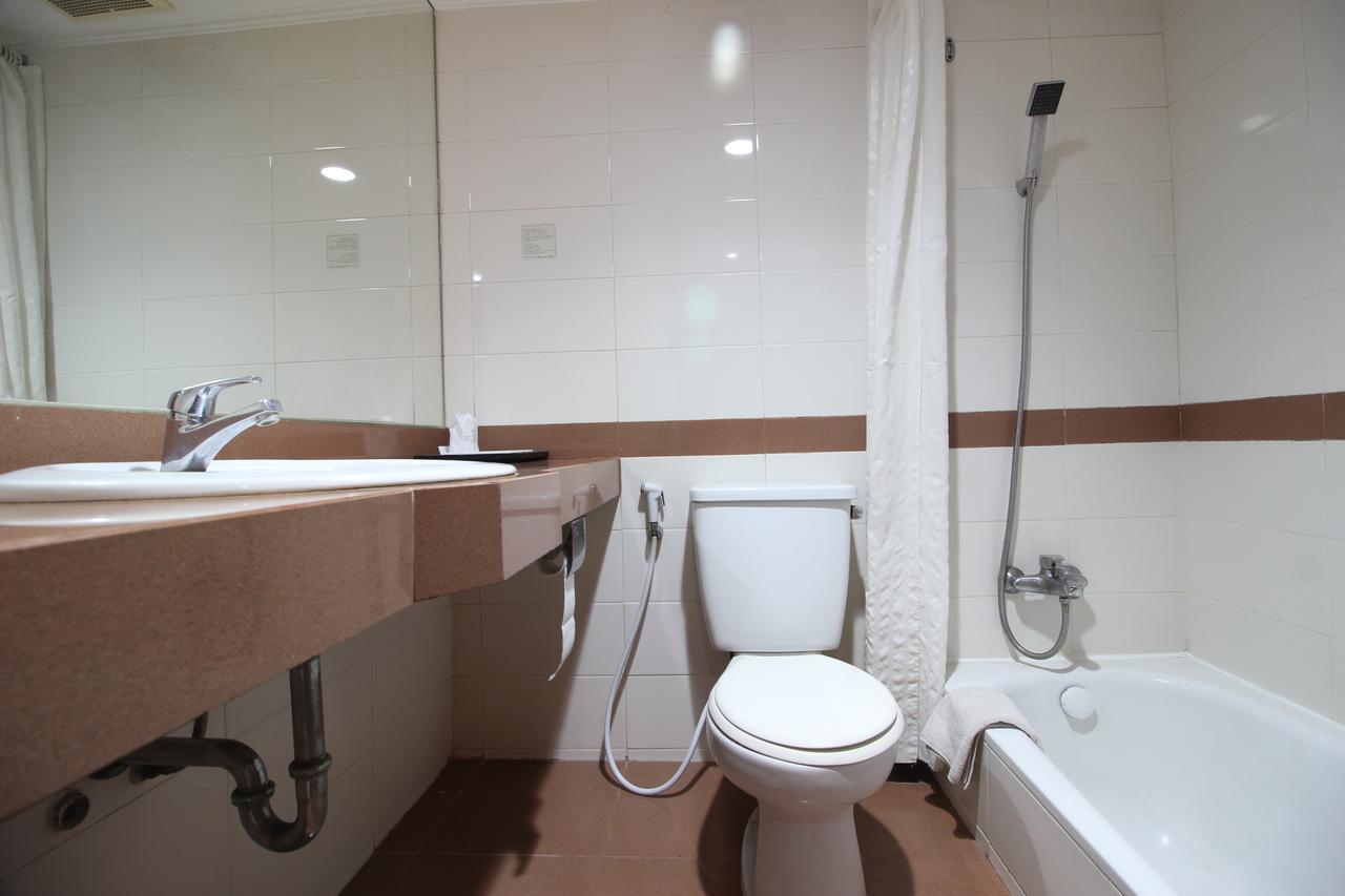 Reddoorz Premium @ Slamet Riyadi 2 Solo 外观 照片