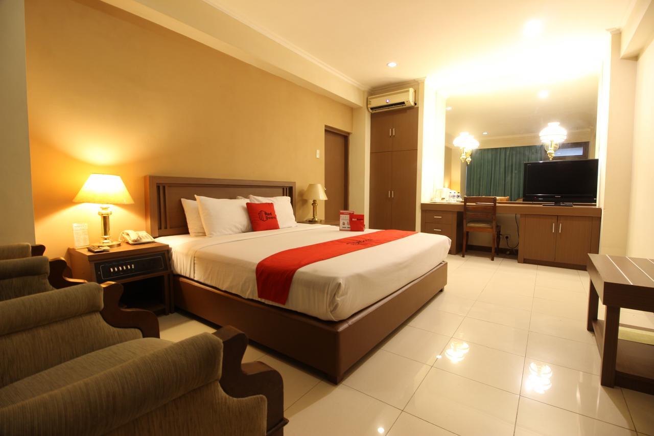 Reddoorz Premium @ Slamet Riyadi 2 Solo 外观 照片