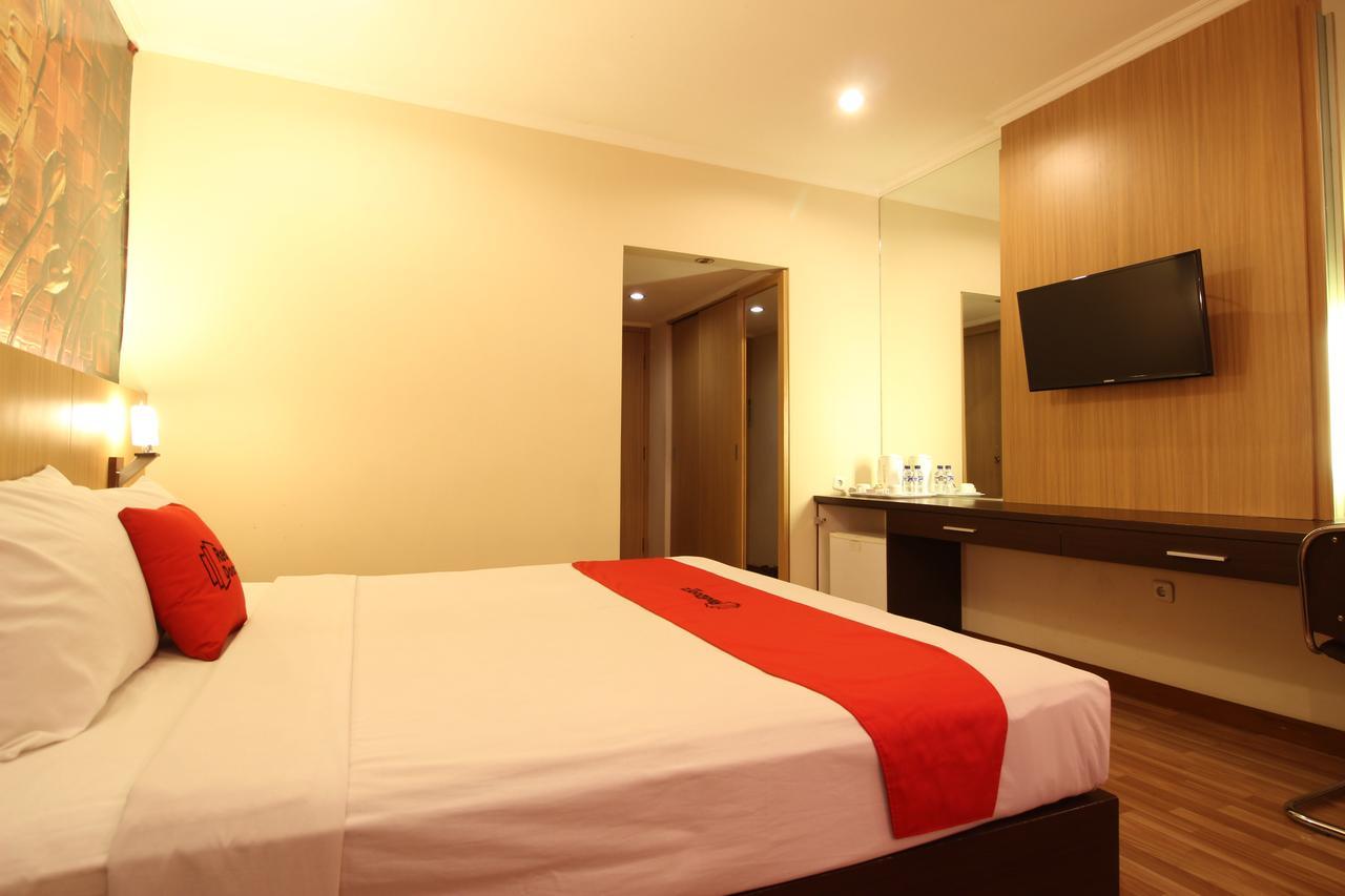 Reddoorz Premium @ Slamet Riyadi 2 Solo 外观 照片