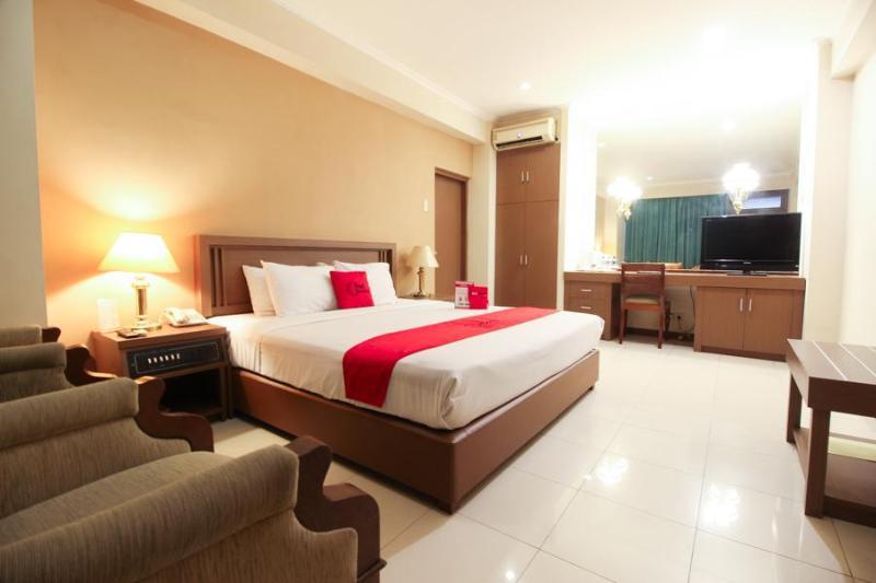Reddoorz Premium @ Slamet Riyadi 2 Solo 外观 照片