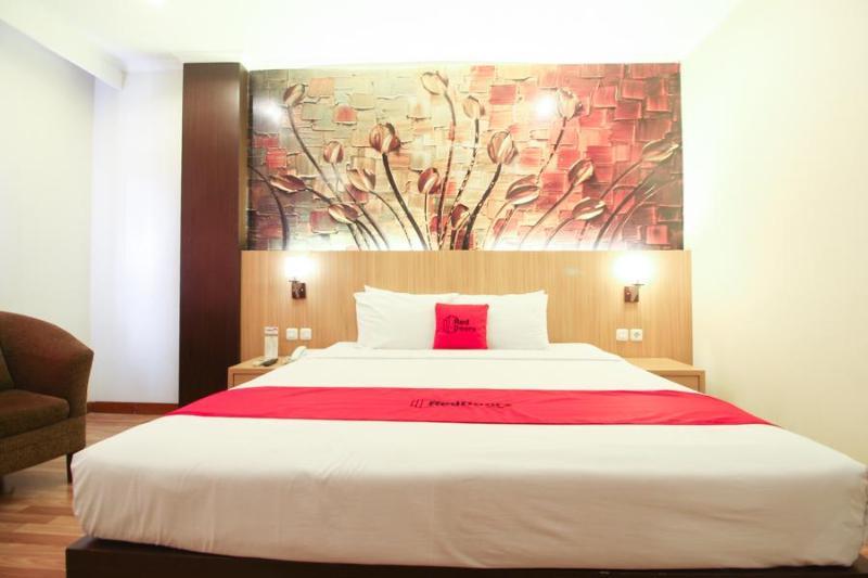 Reddoorz Premium @ Slamet Riyadi 2 Solo 外观 照片