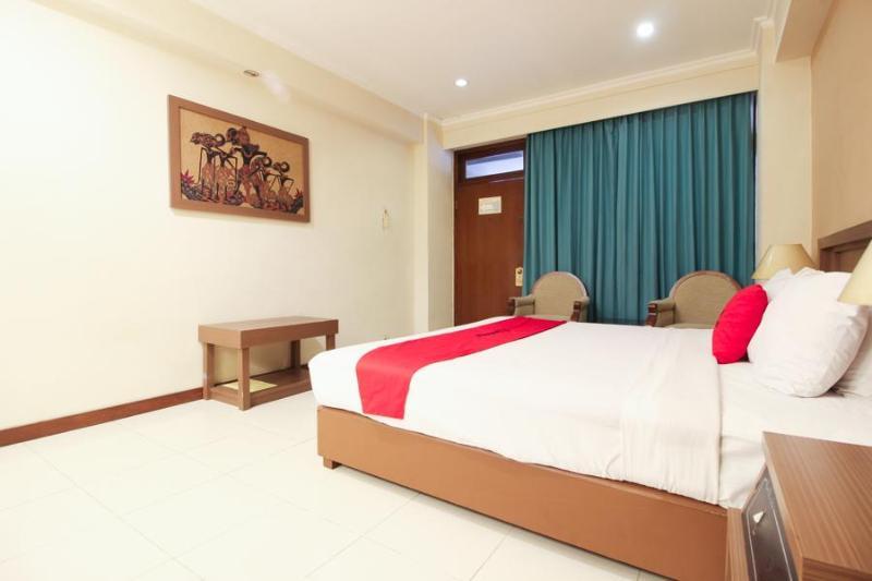 Reddoorz Premium @ Slamet Riyadi 2 Solo 外观 照片